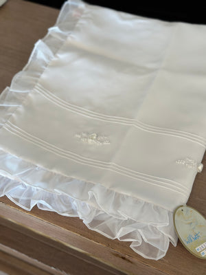 White organza blanket